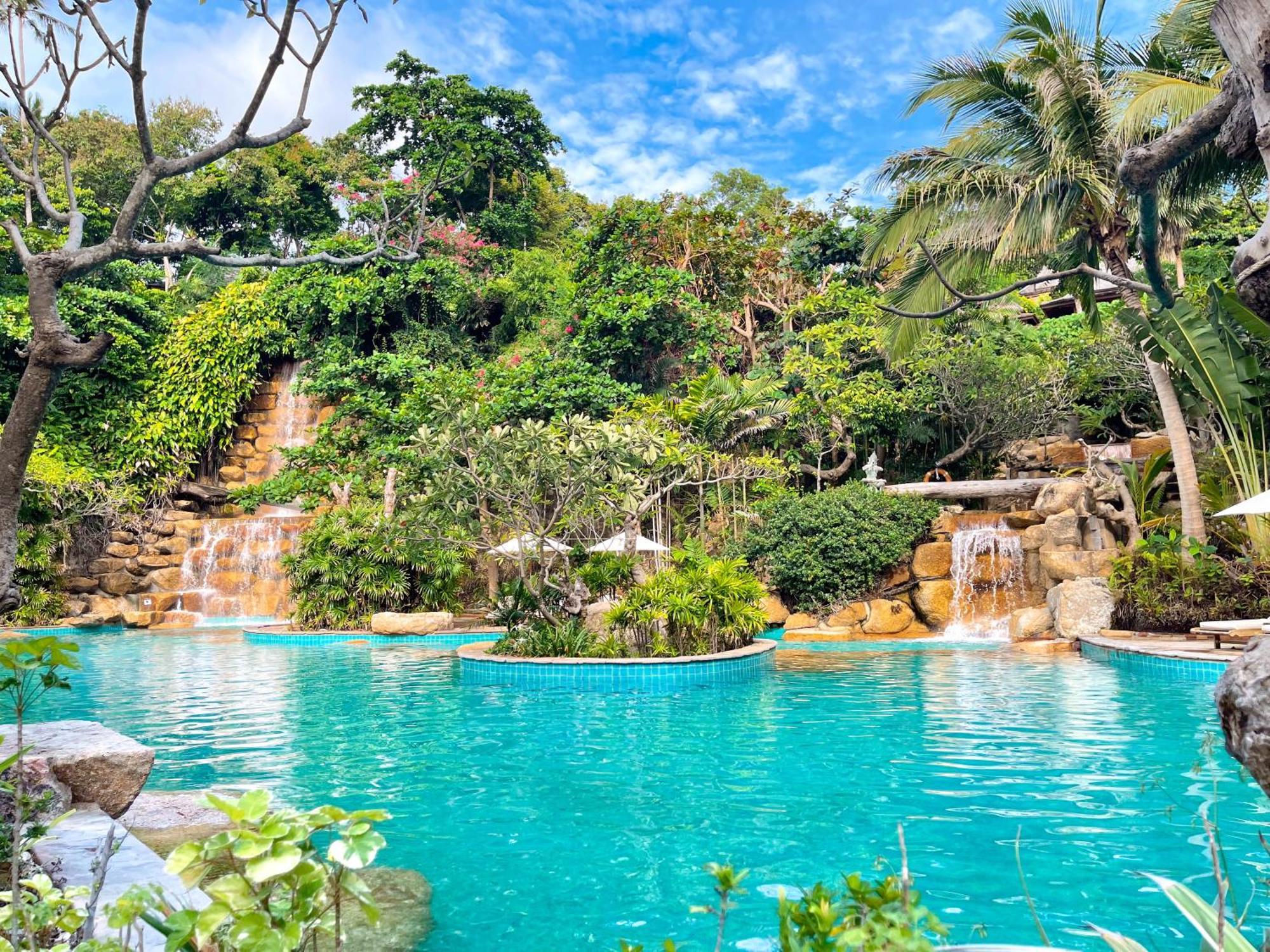 Santhiya Koh Phangan Resort And Spa 외부 사진 The pool at the Falls