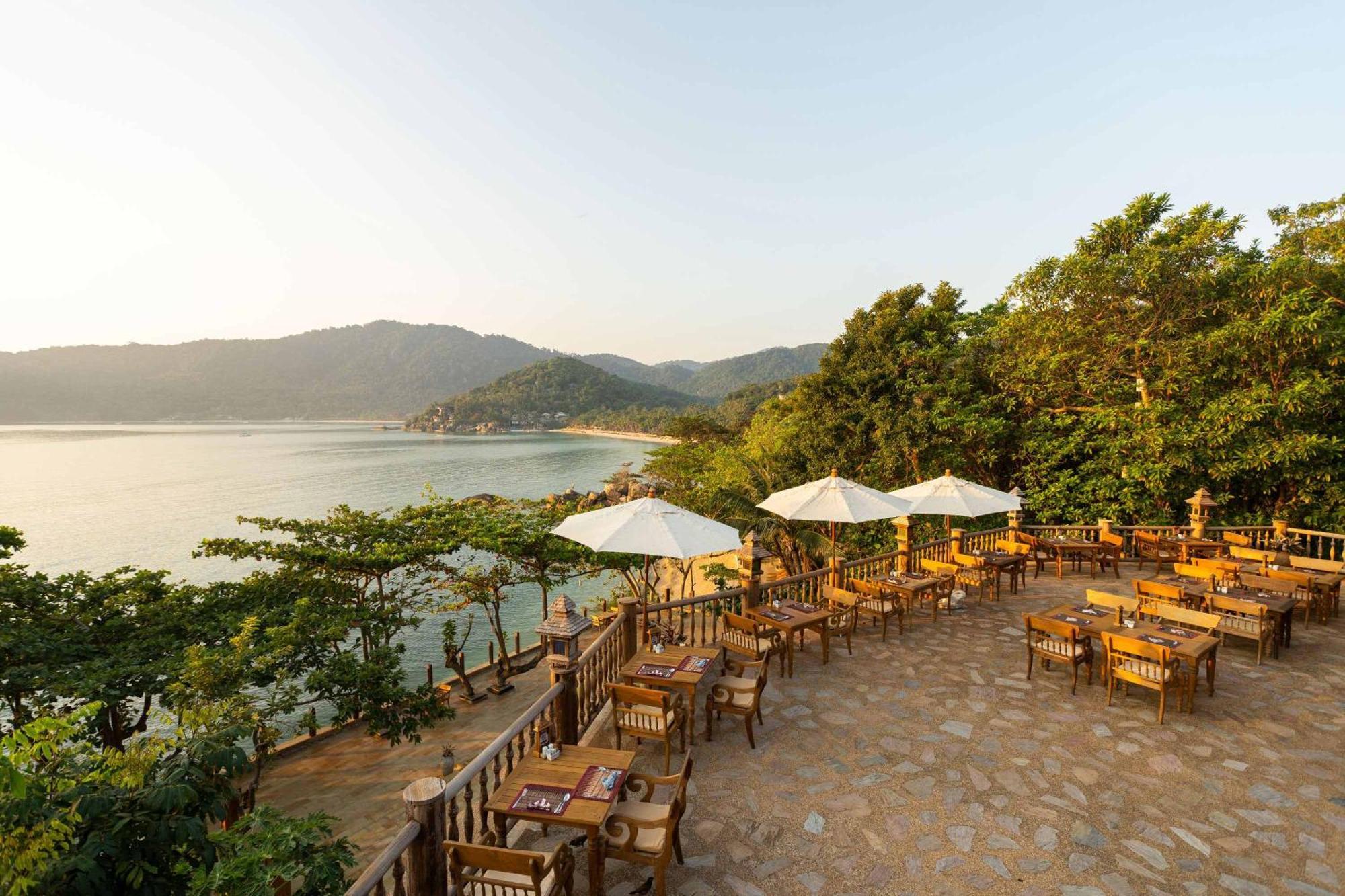 Santhiya Koh Phangan Resort And Spa 외부 사진 View of the restaurant