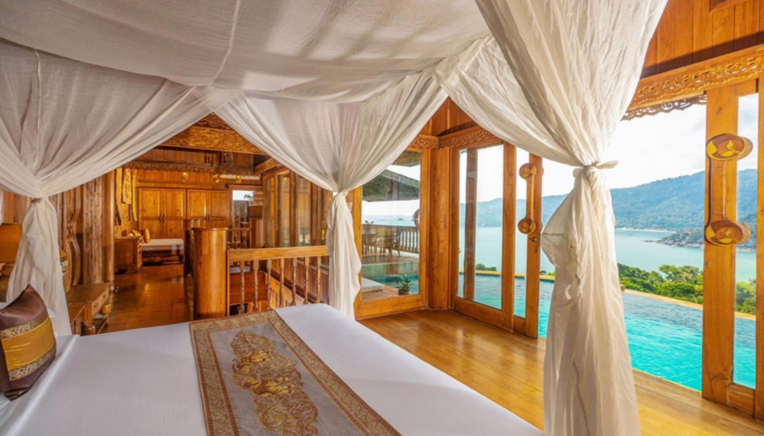 Santhiya Koh Phangan Resort And Spa 외부 사진 The interior of a villa at Six Senses Samui